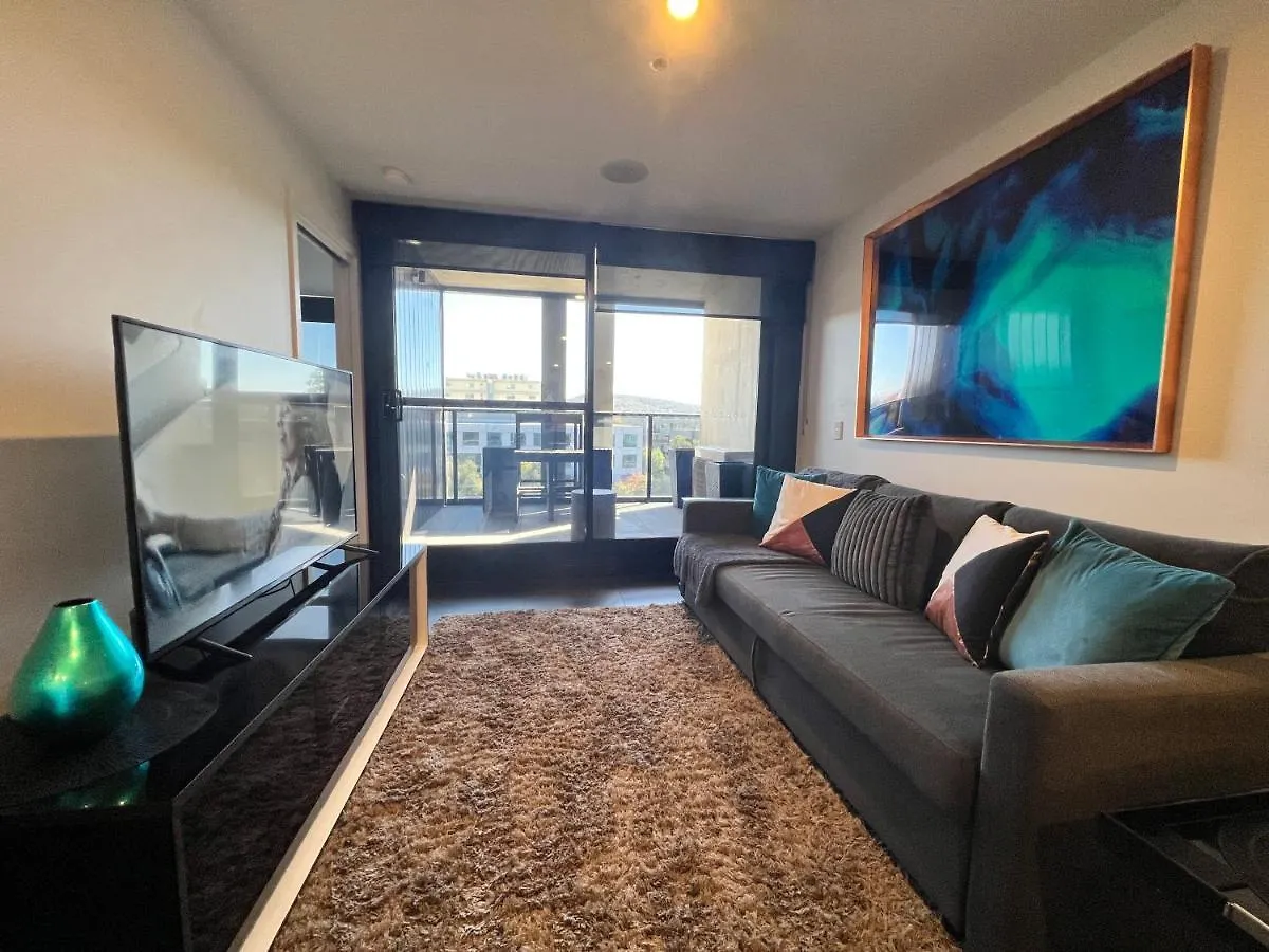 Midnight Luxe: Chic Braddon Apartment with Pool and City Views Canberra