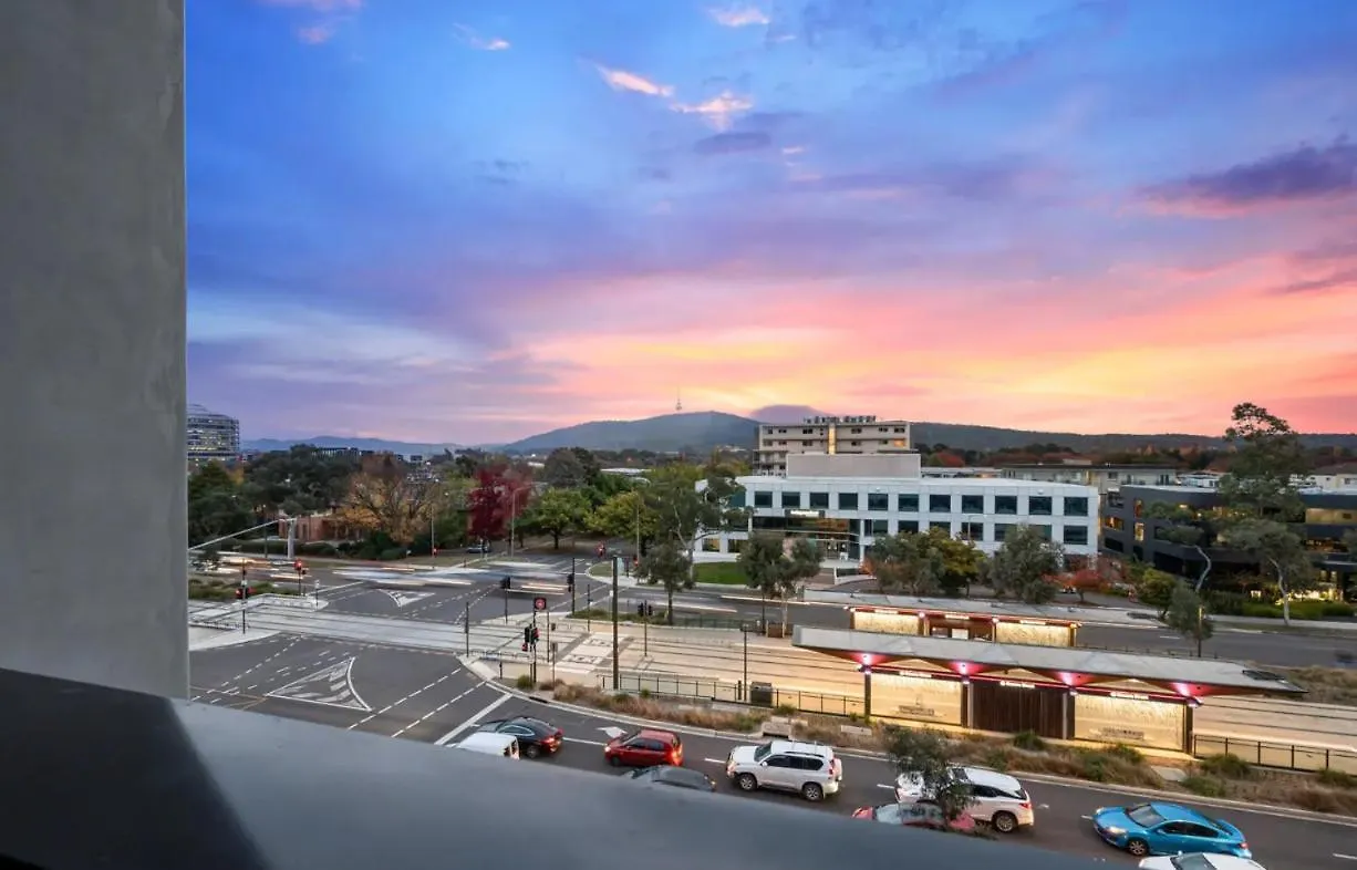 Midnight Luxe 2Br 2Bath Apartment 408 In The Heart Of Braddon Pool Sauna L4 Views Secure Parking Wine Wifi Канберра 0*,  Австралия